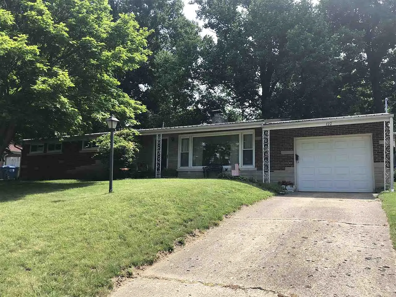 122 Suzie Ln photo 1
