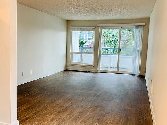 3rd image of 909 6th Ave N APT 9