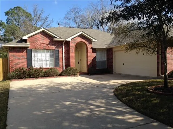 22518 Red Pine Dr, Tomball, TX 77375