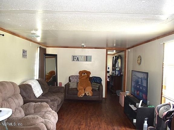4th image of 304 FLORIDA Drive