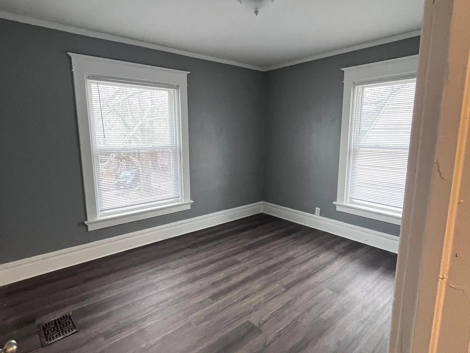 4 bed, 2248 sqft, $1,600 — Photo 4
