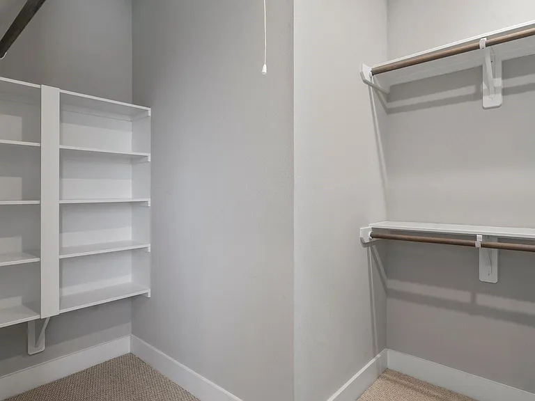 814 Thornton Rd #F — Photo 13