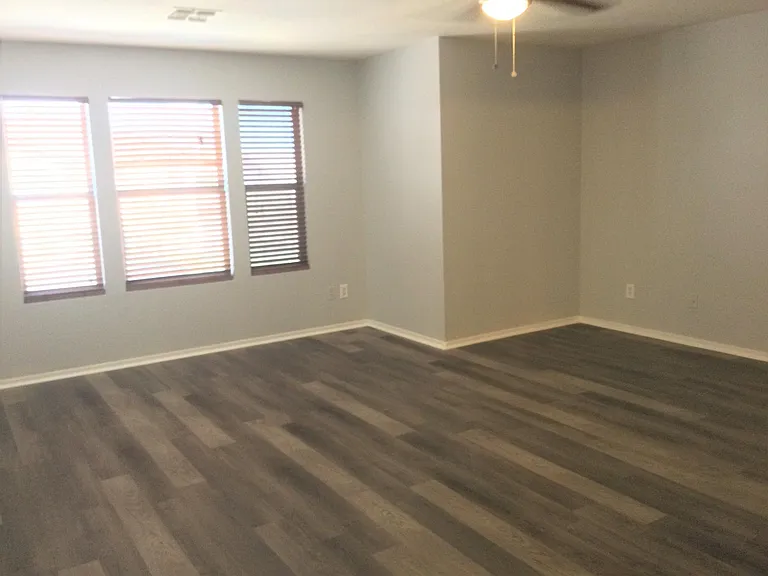 626 W Racine Loop — Photo 23