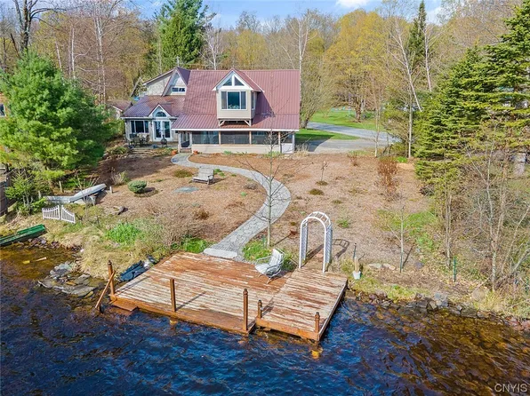 1 Ferncrest Dr, Altmar, NY 13302