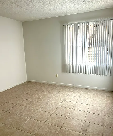 130 Jasmine Woods Ct #11D — Photo 21