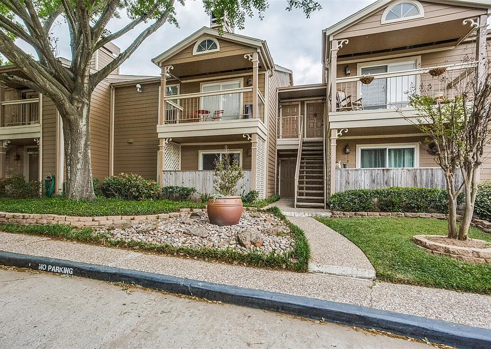1st image of 1880 White Oak Dr APT 135