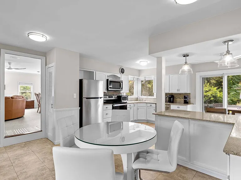 101 Sebonac Inlet Rd — Photo 5