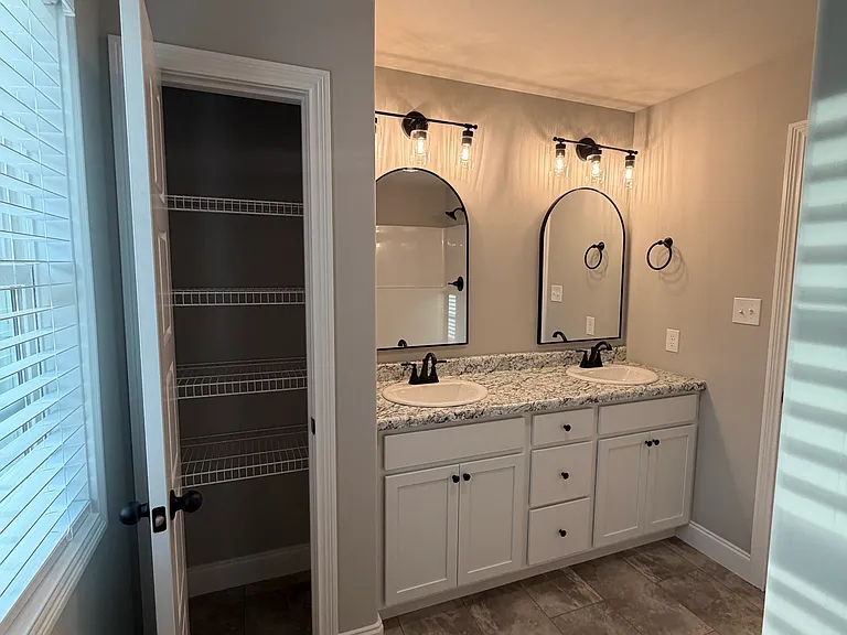 2622 Parkers Meadow Ln — Photo 15