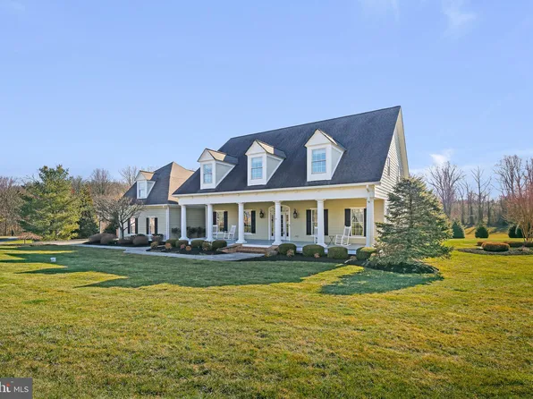 9 Three Sisters Ct, Baldwin, MD 21013