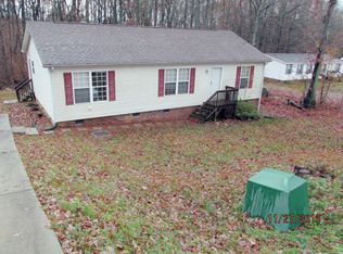 608 Mountain Meadows Dr, Bessemer City, NC 28016