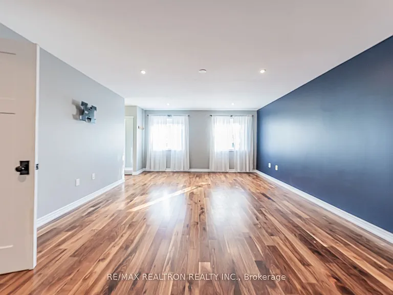 44 Moynahan Cres #MAIN — Photo 36