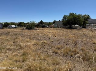 18432 S Country Club Dr, Peeples Valley, AZ 86332