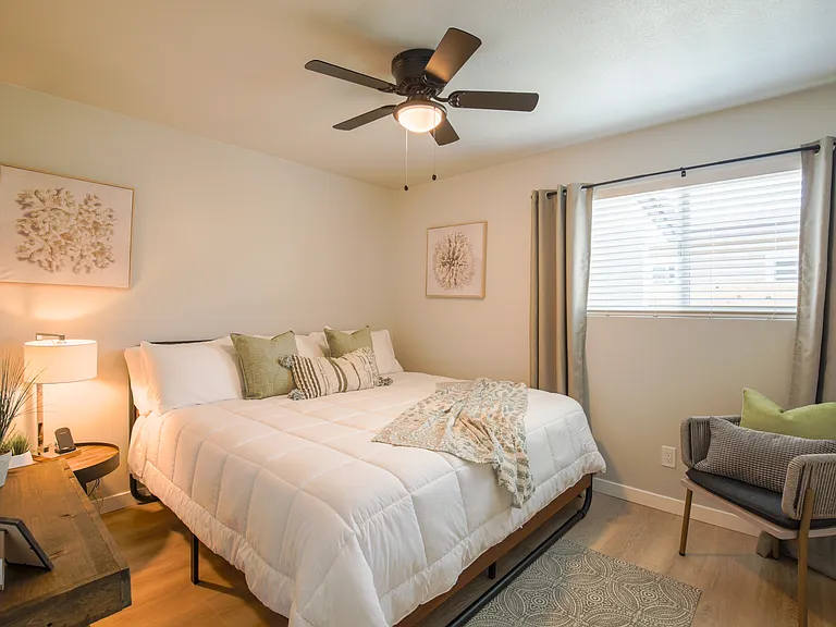 1113 Cypress Ave — Photo 36