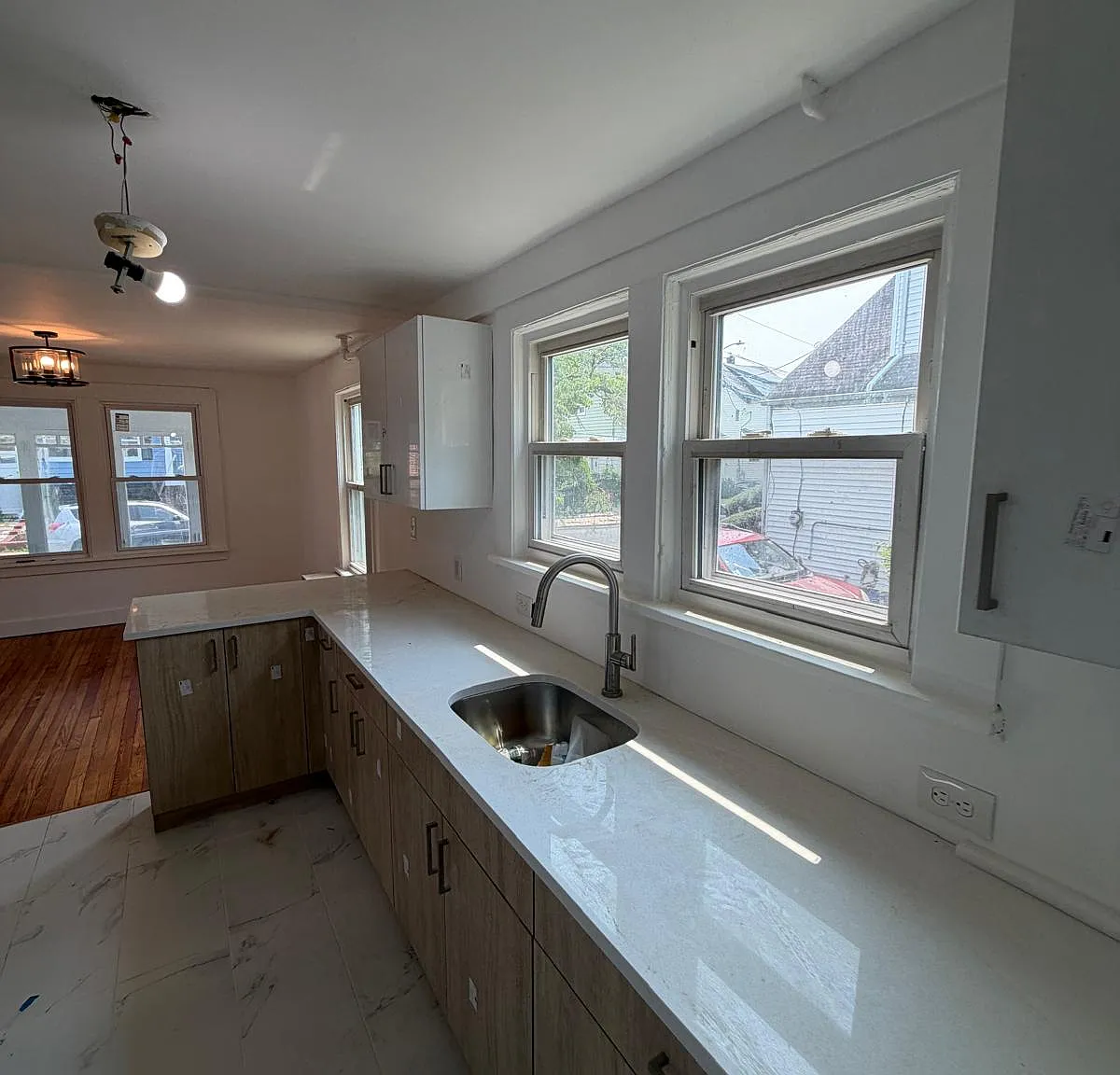 3 bed, $3,600 — Photo 3