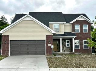 12840 Churchill Ave, Southgate, MI 48195