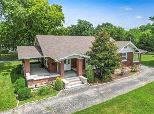 6111 Woodson Rd, Raytown, MO 64133