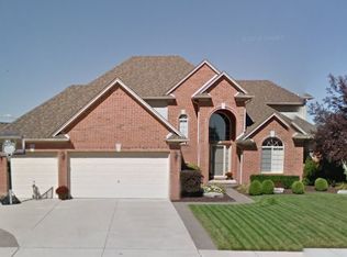 21681 Castellana Dr, Macomb, MI