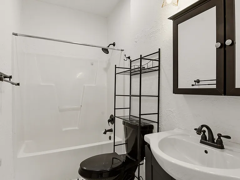 17 Abelia Ct — Photo 16