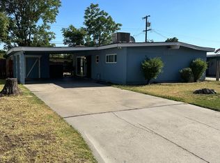2736 E Pontiac Way, Fresno, CA 93726