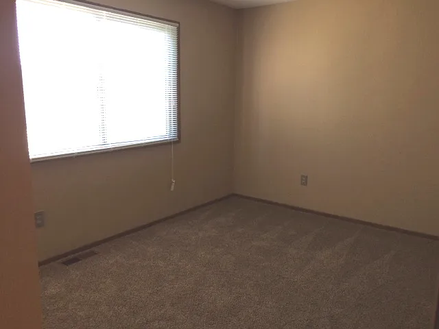 7608 Vinewood Ct N — Photo 14