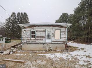 820 N 4th St, Oakland, MD 21550