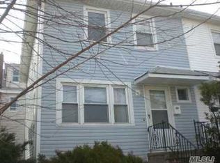 257 Beach 118th St, Far Rockaway, NY 11694