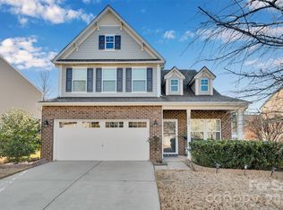 2527 Courtland Dr, Clover, SC 29710