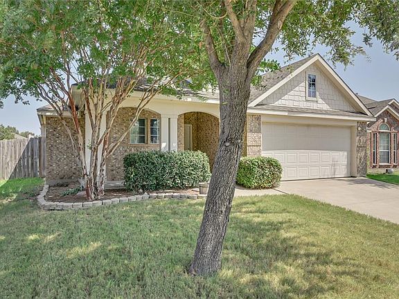 4th image of 4517 Westcliffe Dr