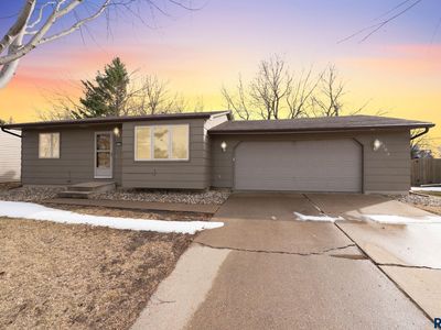 6305 W 58th St, Sioux Falls, SD, 57106