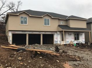 25304 E 30th St, Blue Springs, MO 64015