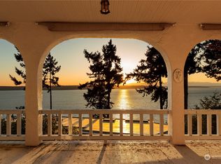 14423 25th Ave SW, Seattle, WA 98166