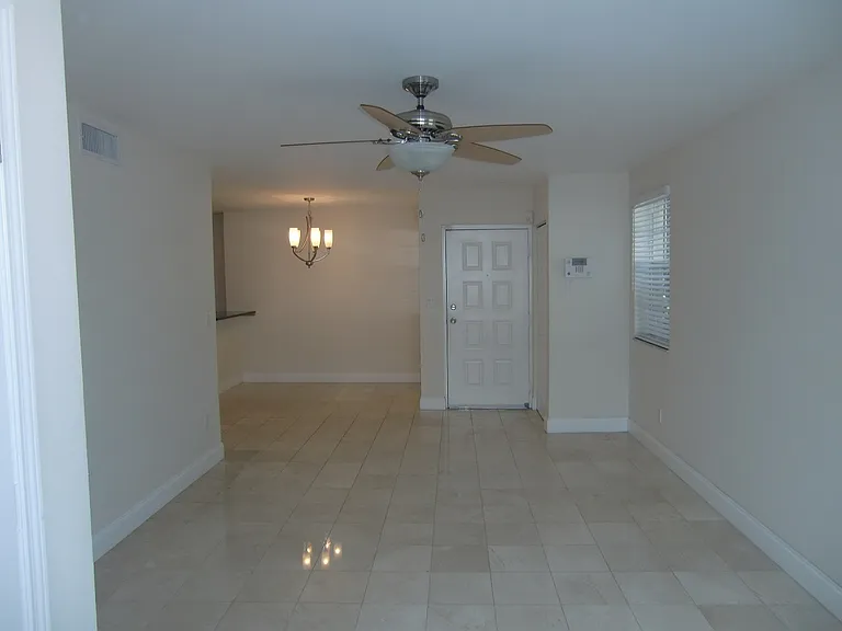 2881 N Oakland Forest Dr #112 — Photo 7