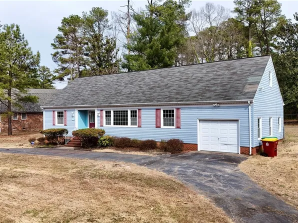 1975 N Westchester Dr, Petersburg, VA 23805