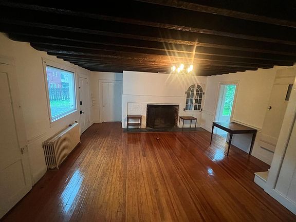 5th image of 125-133 Main St