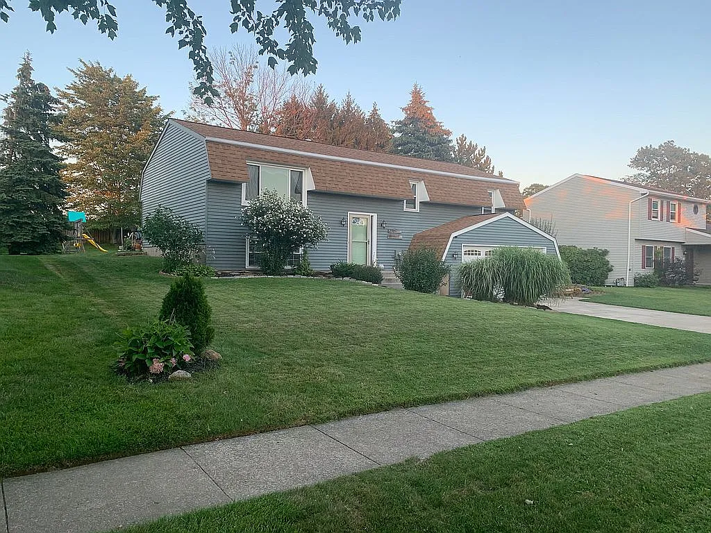 4305 Amherst Rd photo 1