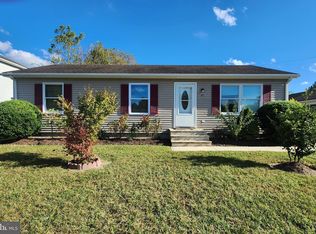 30 Douglas St, Georgetown, DE 19947