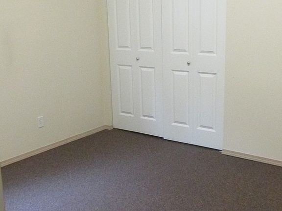 3rd image of 1831 Wetmore Ave APT 103
