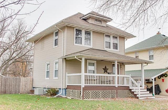 1st image of 1120 University St