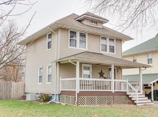 1120 University St, Carlinville, IL 62626