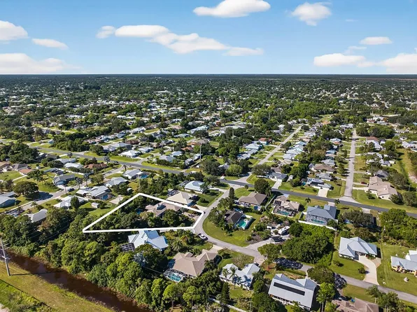 482 Arbor Street, Sebastian, FL 32958