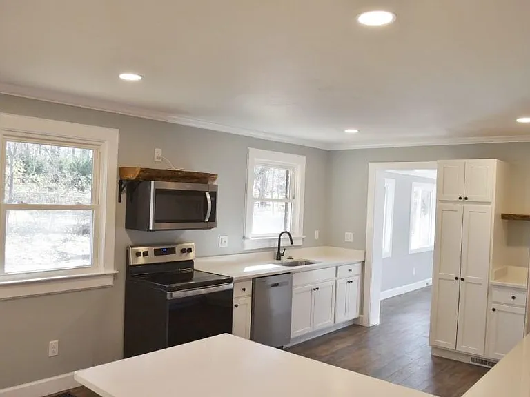 311 Crestwood Dr — Photo 6
