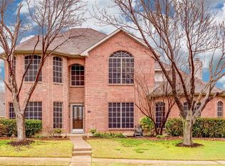 2230 Heads Ln, Carrollton, TX 75006