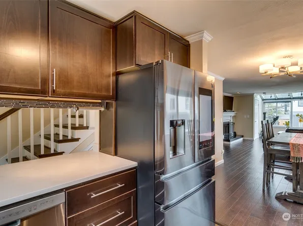 9522 1st Avenue NE #B-8, Seattle, WA 98115