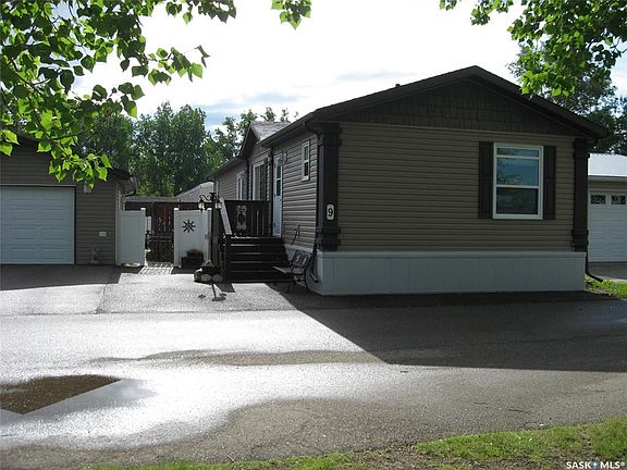 2nd image of UNIT H9-1455 9th AVENUE NE