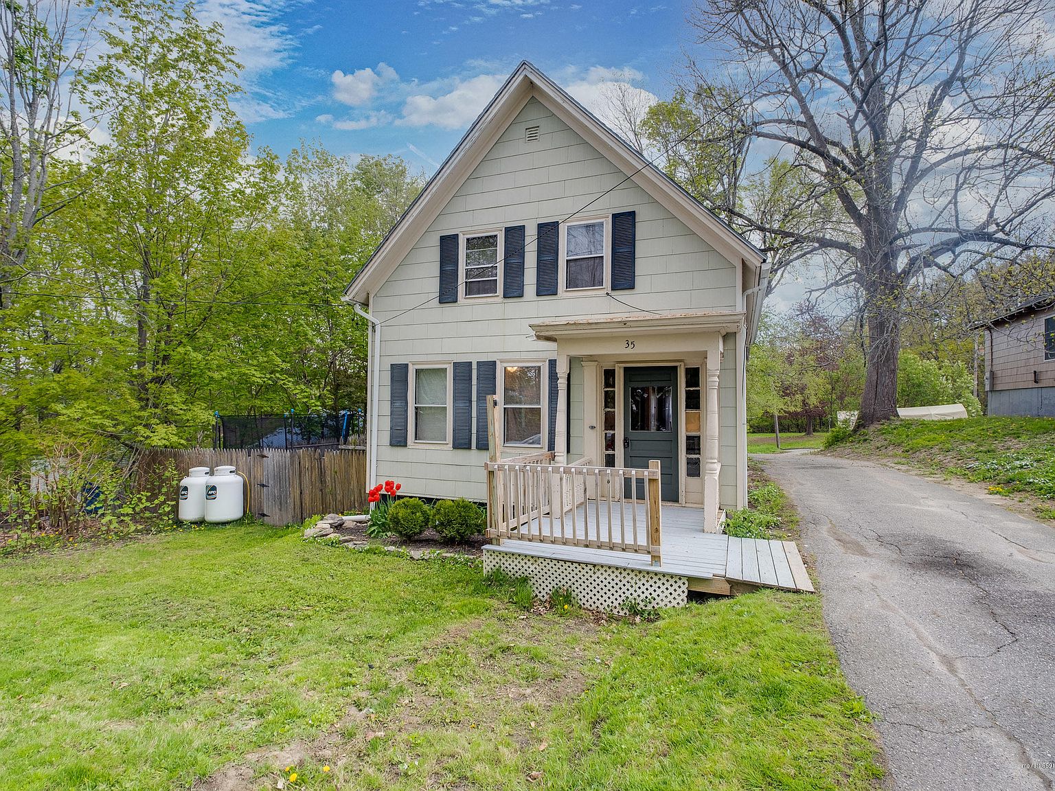 35 E Chestnut St, Augusta, ME 04330 Zillow