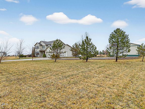 3rd image of 21906 Anderson Rd