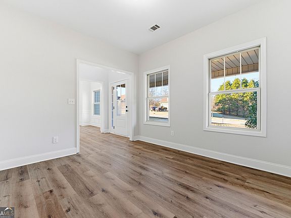 2nd image of 61 Gatlin Ridge Run