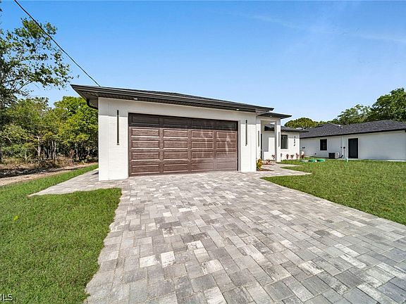 3rd image of 3604 58th St W