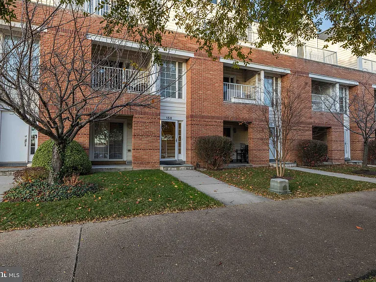156 Christina Landing Dr — Photo 7