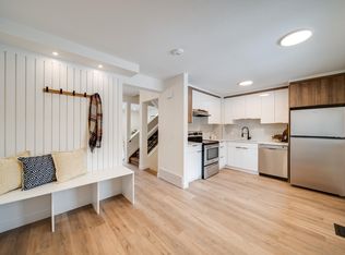 125 Woodborough Way NW, Edmonton, AB T5Y1N2